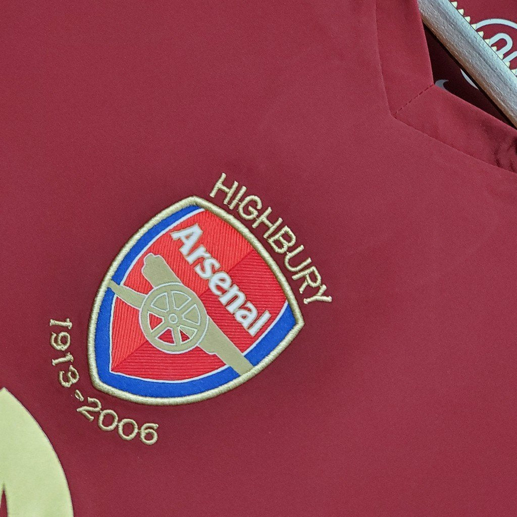 2005/06 Gunners Home Jersey - Retro