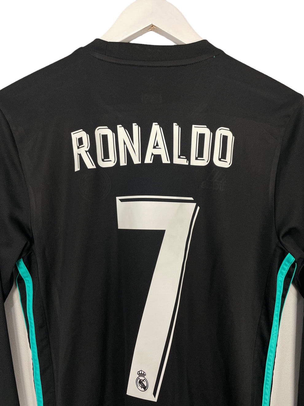 Ronaldo 7 - 2017/18 Merengues Away Fullsleeves Jersey - Retro