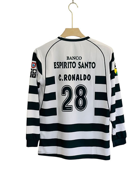 C. Ronaldo 28 - 2001/03 Sporting CP Home fullsleeves Jersey - Retro