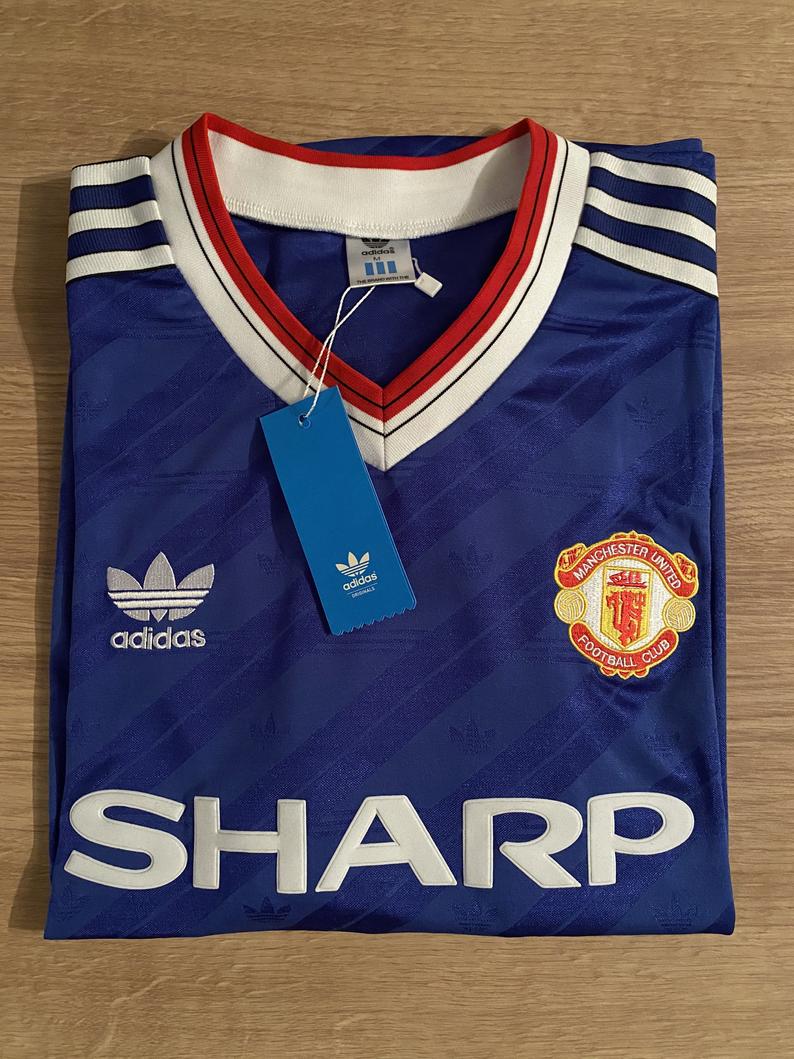 1986-88 Manchester United Away Jersey
