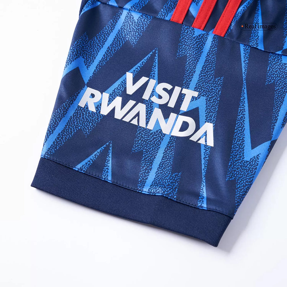 Gunners Away Set 2025/26 - (Jersey + Shorts)