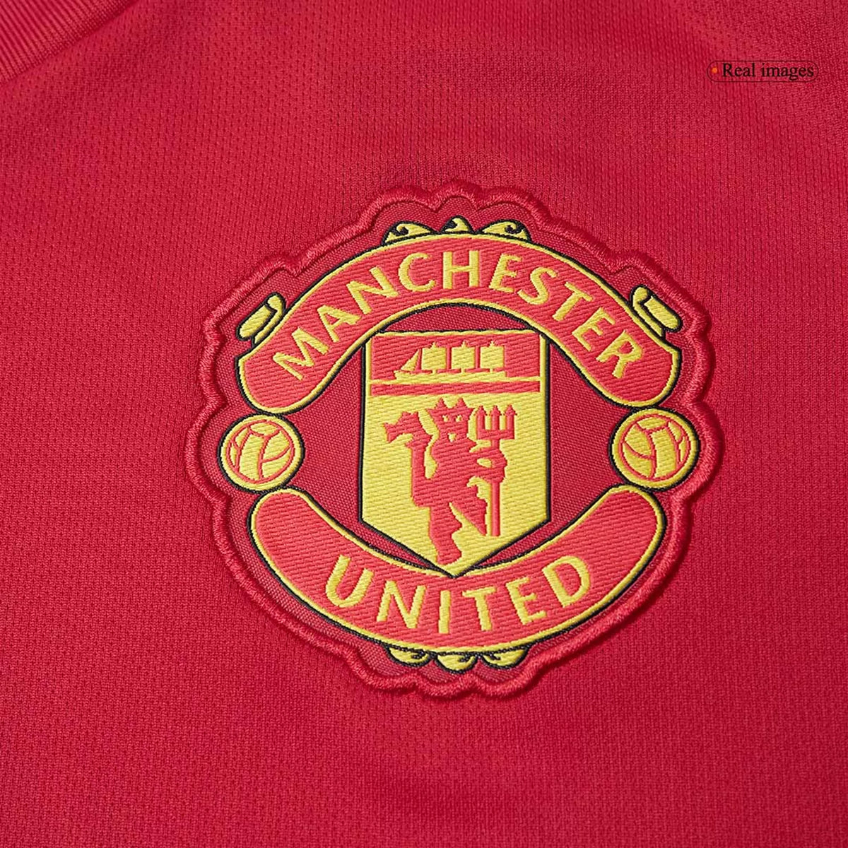 Manchester United Home Kit 2025/26 - (Jersey+Shorts)