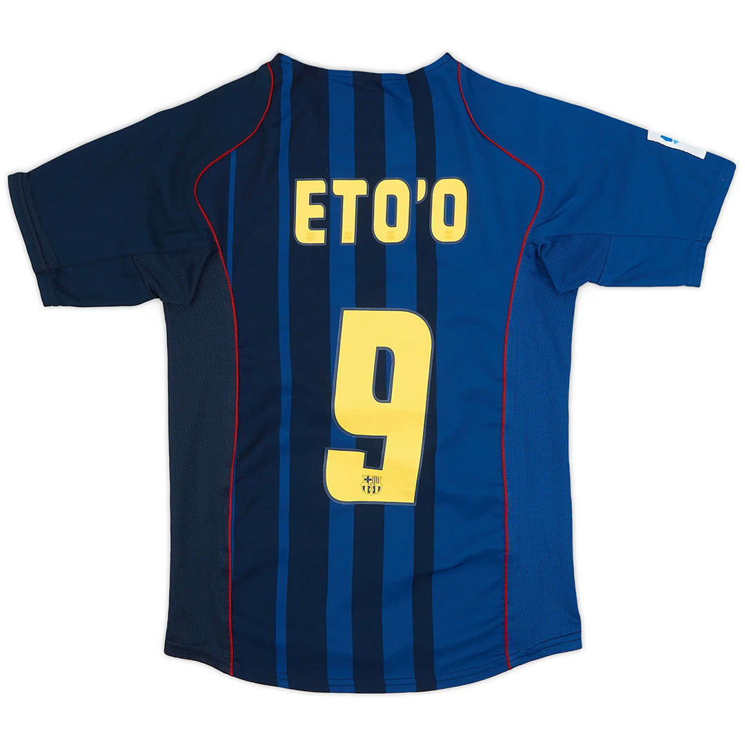 Etoo 9 - 2004/05 FCB Away Blue - Retro Jersey