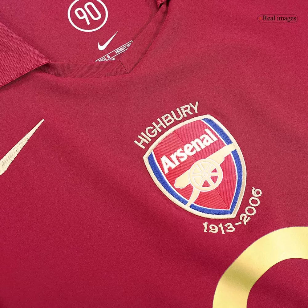 Bergkamp 10 - 2005/06 Gunners Home Jersey - Retro