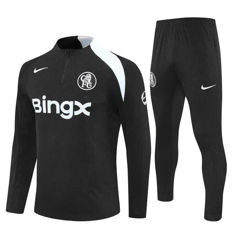 Chelsea Black Training Tracksuit 2025/26