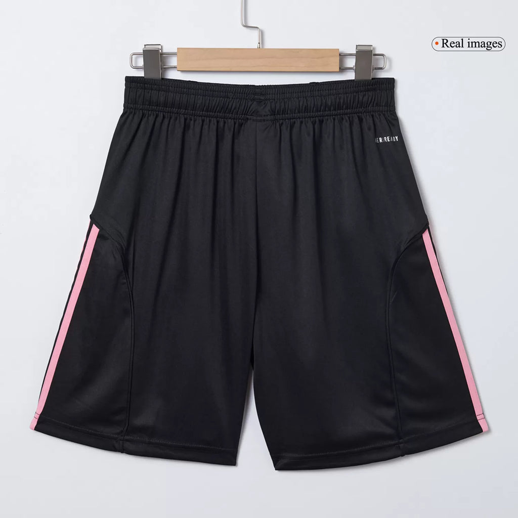 Juventus Home Set 2025/26 - (Jersey+shorts)