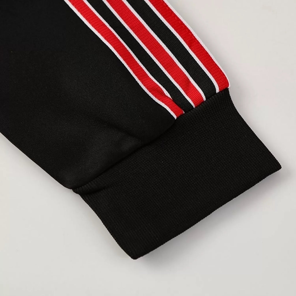 Manchester United Black (Red Design in Front) Anthem Jacket - 2025/26