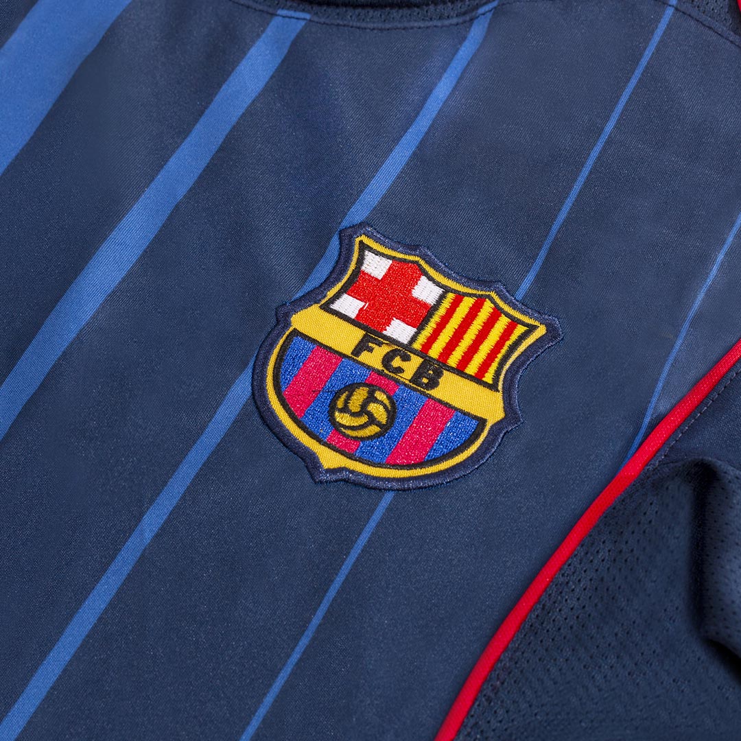Xavi 6 - 2004/05 FCB Away Blue - Retro Jersey