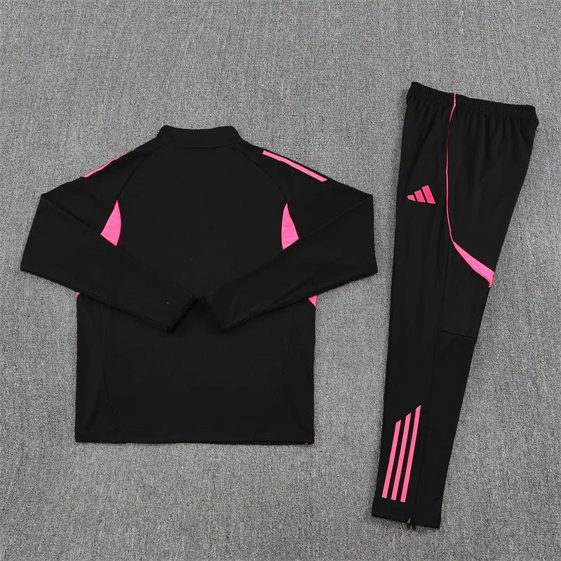 Gunners Black (Pink Strips) Tracksuit 2025/26