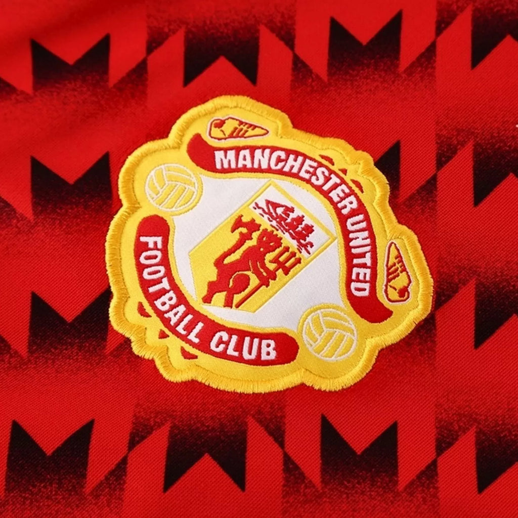 Manchester United Black (Red Design in Front) Anthem Jacket - 2025/26