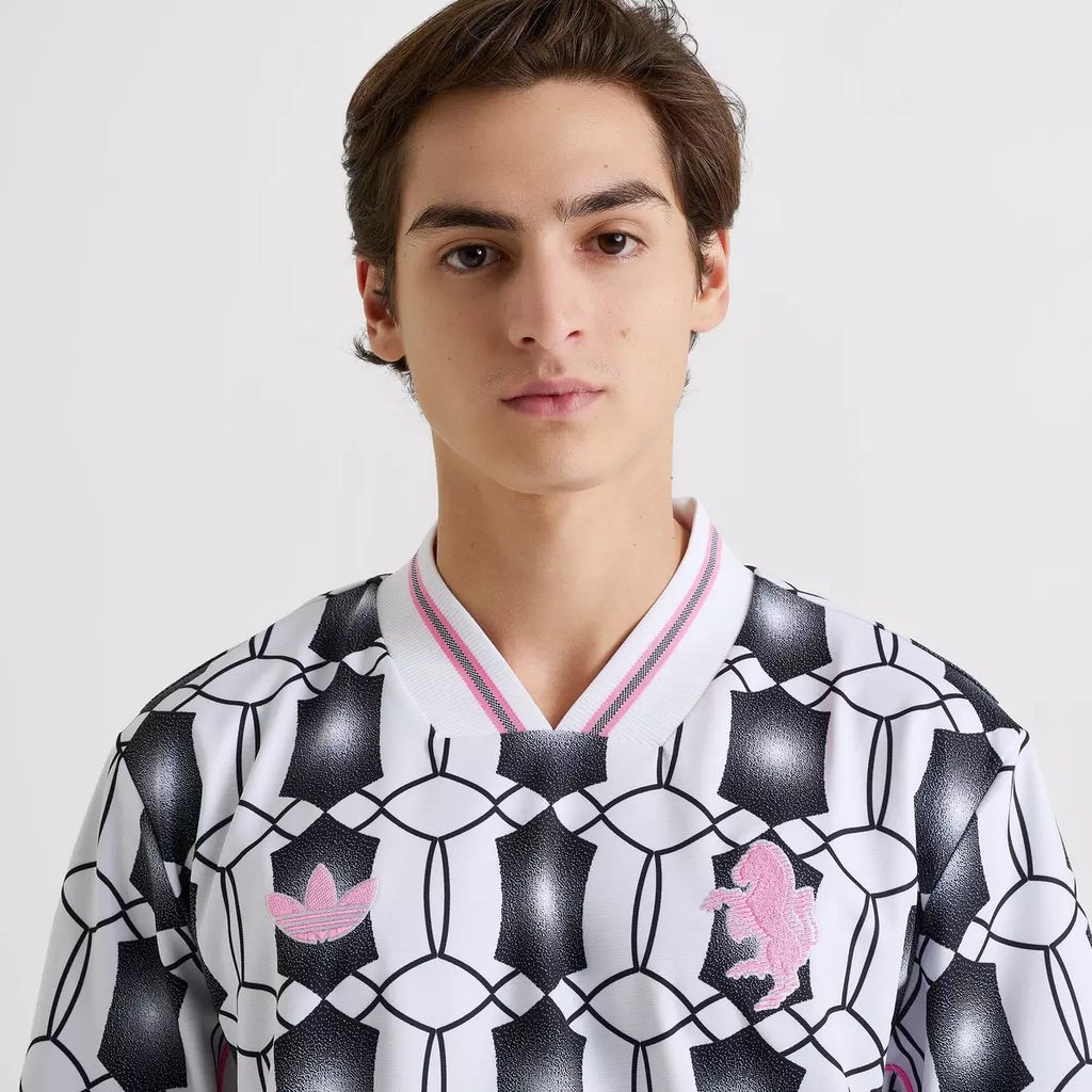 Juventus Special LFSTR White 2025/26 - Player Version Quality