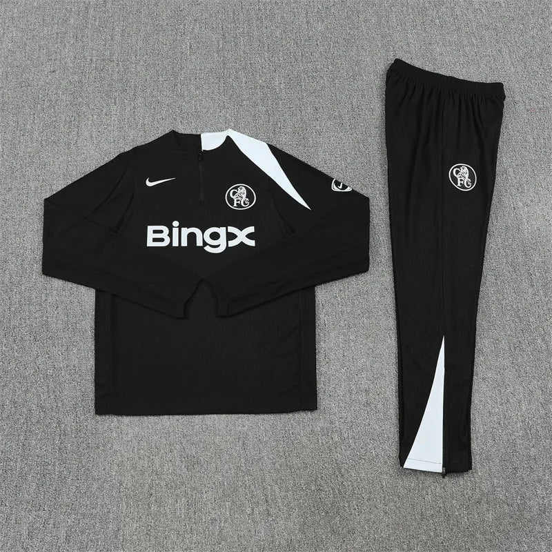 Chelsea Black Training Tracksuit 2025/26