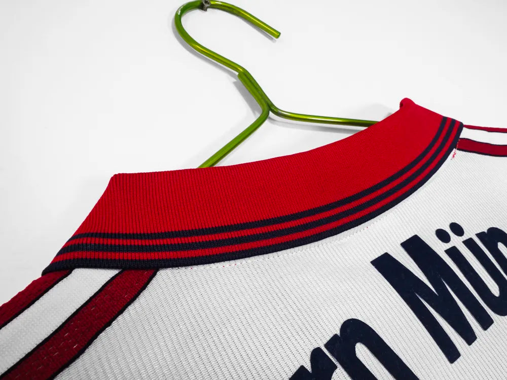 1998/00 Bayern Munich Away Jersey - Retro