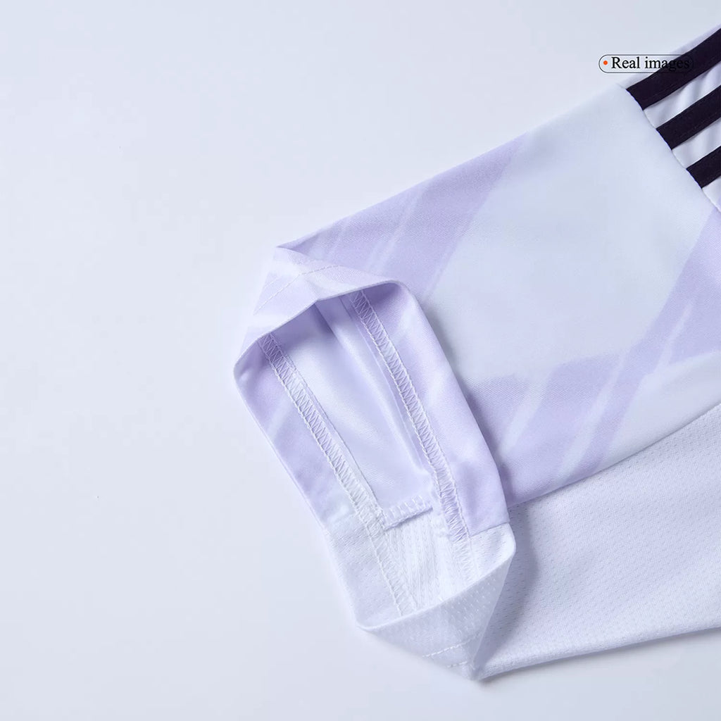 Manchester United Away Set 2025/26 - (Jersey+Shorts)