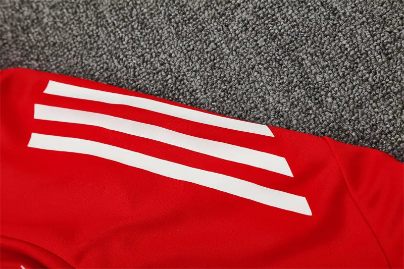 Liverpool Red Training Tracksuit 2025/26
