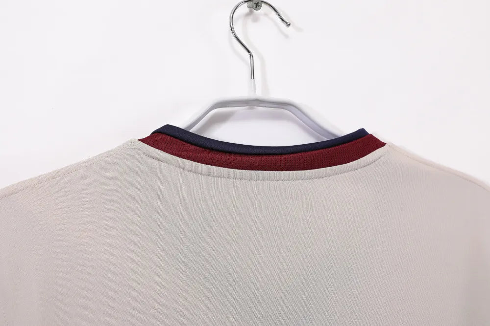 1998/99 FCB Away Cream - Retro Jersey